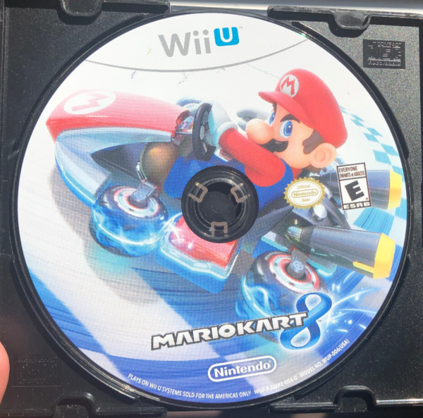MARIO KART 8 NINTENDO WII U DEFY THE LAWS OF GRAVITY RACING GAME DISC ONLY 2014